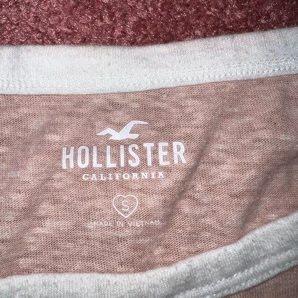 Small Hollister Tee - Picture 2 of 2